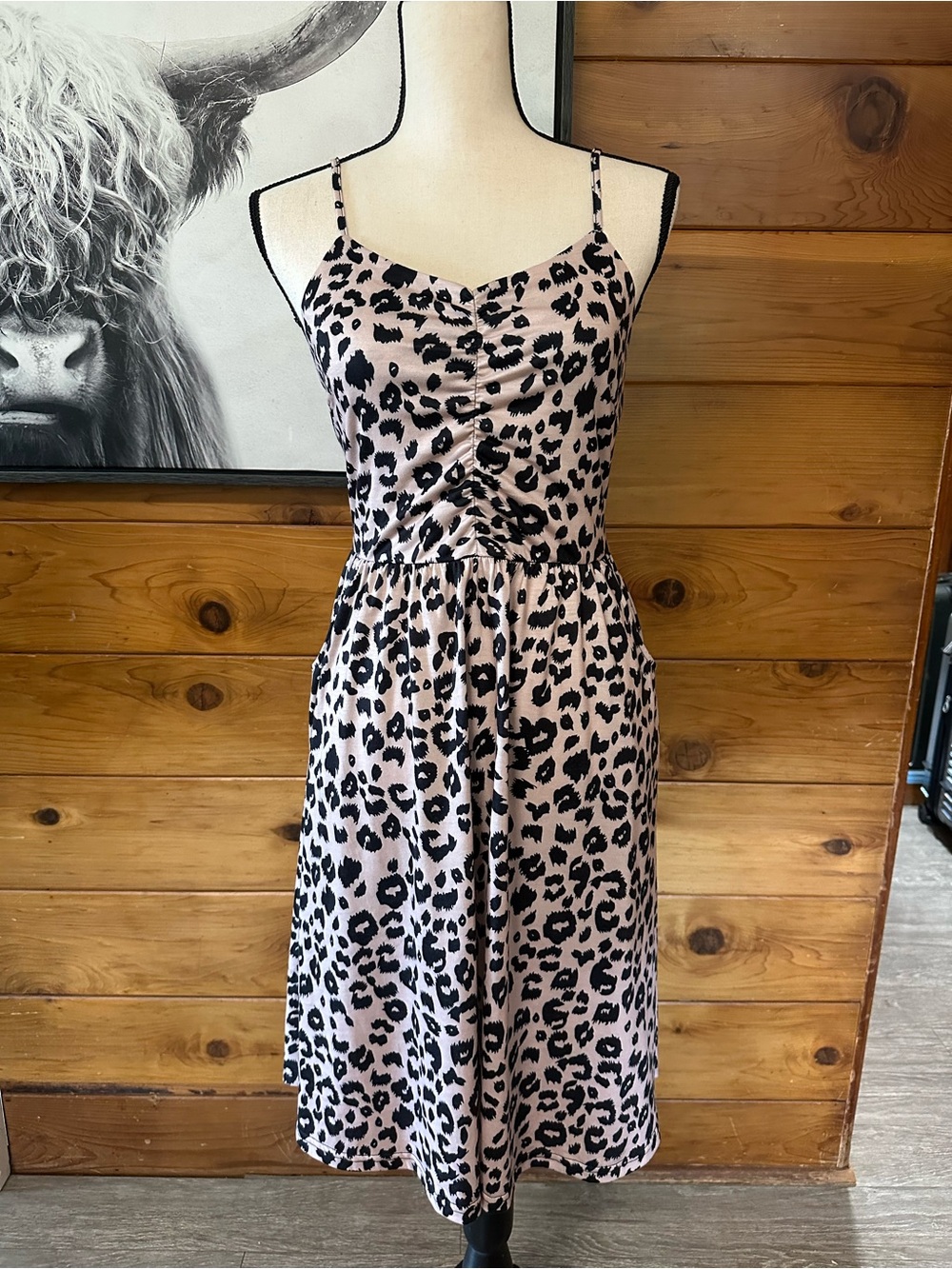 NWOT Yathon Cheetah Dress with Pockets